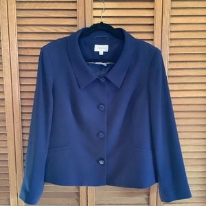 PRECIS:  Navy Button-Up Blazer (NWOT)